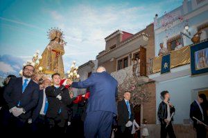 Torrent demostra la seua devoció a la Mare de Déu dels Desamparats en un cap de setmana multitudinari - (foto 4)