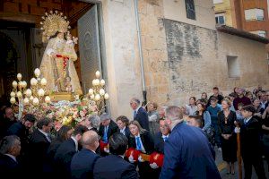 Torrent demostra la seua devoció a la Mare de Déu dels Desamparats en un cap de setmana multitudinari - (foto 6)