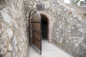 Un refugio antiaéreo de la guerra bajo un conocido faro abrirá sus puertas en plena costa valenciana con un asombroso mirador