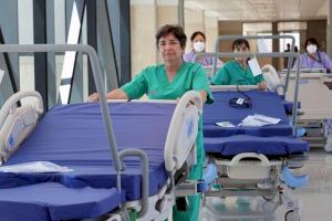 La Fe renueva camas y grúas hospitalarias para optimizar la seguridad y el confort de los pacientes