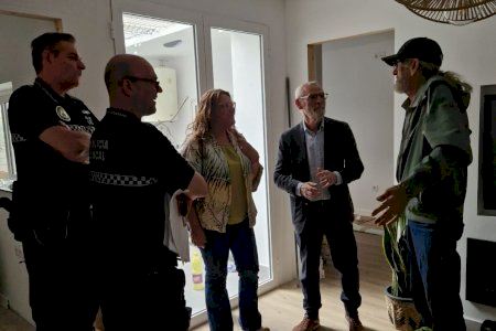 La Policia Local d'Alboraia incideix en les seues visites a les alqueries de l'horta per a informar dels recursos de Serveis Socials La Policia Local d'Alboraia incideix en les seues visites a les alqueries de l'horta per a informar dels recursos de Serveis Socials