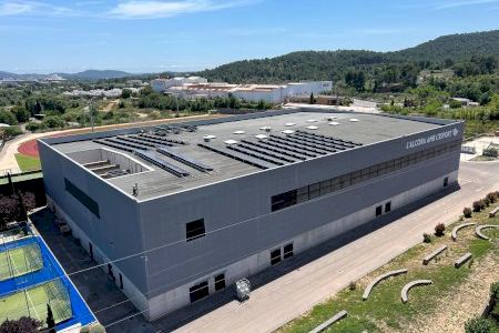 L’Alcora fa un pas clau en l’eficiència energètica de la ciutat esportiva amb la instal·lació de 120 plaques solars L’Alcora fa un pas clau en l’eficiència energètica de la ciutat esportiva amb la instal·lació de 120 plaques solars