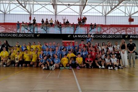 La Nucía acogió las finales provinciales de Voley de los Jocs Escolars “Denia A” fue el campeón en las dos categorías La Nucía acogió las finales provinciales de Voley de los Jocs Escolars “Denia A” fue el campeón en las dos categorías