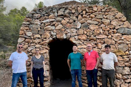 El refugio centenario de piedra seca que Finestrat acaba de recuperar tras quedar dañado por una tormenta