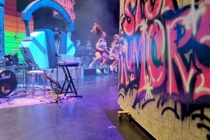 L’IES Jaume I triomfa amb el musical Volum Zero i ompli el Teatre Payà de talent i emoció - (foto 12) L’IES Jaume I triomfa amb el musical Volum Zero i ompli el Teatre Payà de talent i emoció - (foto 12)