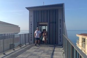 El ascensor de Villajoyosa entre la playa Centro y Barberes Sur suma 23.309 viajes desde su puesta en marcha - (foto 3) El ascensor de Villajoyosa entre la playa Centro y Barberes Sur suma 23.309 viajes desde su puesta en marcha - (foto 3)