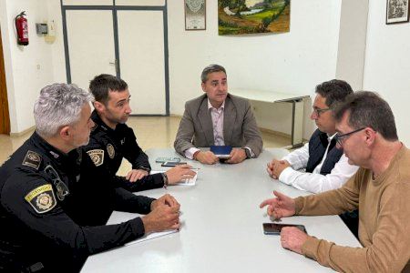 La Policía Local refuerza la seguridad en los grupos San Agustín y San Marcos con un dispositivo especial que se salda con 31 denuncias