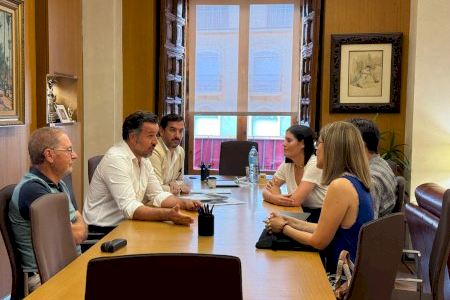 El Ayuntamiento ofrece Jayton como sede provisional del Conservatorio de Elche