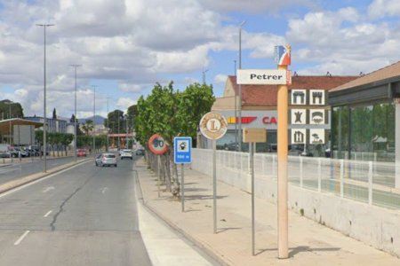 De Guardamar a Petrer y Jalance: una mujer escapa maniatada del maletero tras ser retenida, agredida sexualmente y obligada a realizar pagos