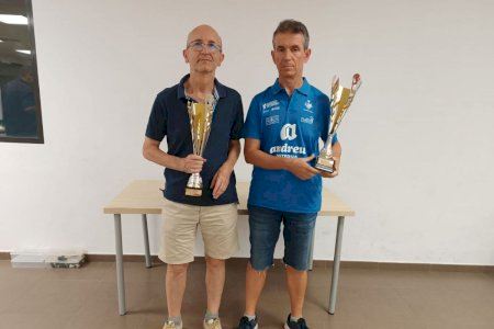José Torres i Joaquín Ballester coronen el Club Ajedrez Andreu Paterna en els Campionats Autonòmics +50 i +65 José Torres i Joaquín Ballester coronen el Club Ajedrez Andreu Paterna en els Campionats Autonòmics +50 i +65