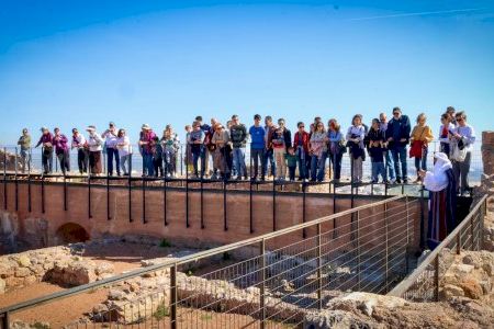 Onda convida a alçar la mirada amb una nova campanya turística per a gaudir d’un estiu ple d’experiències