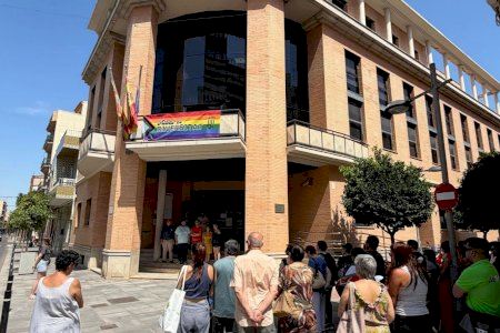 L’Ajuntament d’Albal guarda un minut de silenci en record de les víctimes del terratrémol de Veneçuela L’Ajuntament d’Albal guarda un minut de silenci en record de les víctimes del terratrémol de Veneçuela