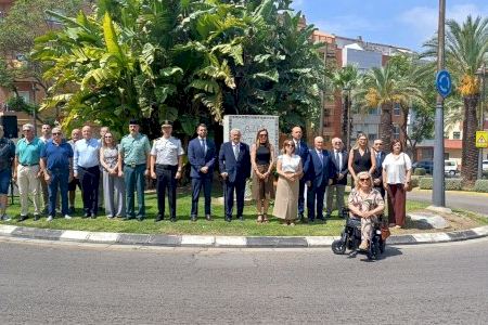 Paterna reafirma el seu compromís amb les víctimes del terrorisme en un emotiu acte d'homenatge Paterna reafirma el seu compromís amb les víctimes del terrorisme en un emotiu acte d'homenatge