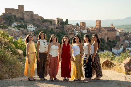 Vilafamés presenta a la Cort d'Honor de les Festes Patronals 2026 Vilafamés presenta a la Cort d'Honor de les Festes Patronals 2026