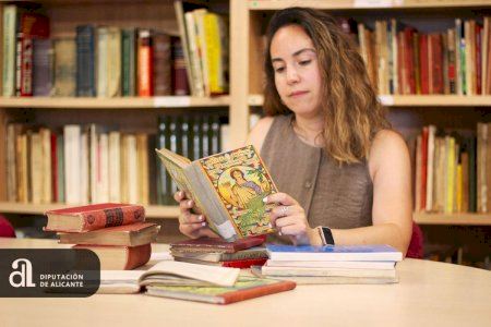 Més de 800 llibres escolars, catalogats pel Projecte Puçol