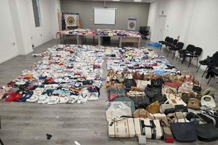 La Policía Local de Orihuela interviene más de 2.000 artículos presuntamente falsificados valorados en cerca de 53.000 euros