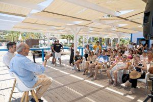 Miguel Rellán y Luisa Gavasa inauguran el ciclo ‘Encuentros junto al mar’ del Festival de Cine de l’Alfàs del Pi - (foto 5) Miguel Rellán y Luisa Gavasa inauguran el ciclo ‘Encuentros junto al mar’ del Festival de Cine de l’Alfàs del Pi - (foto 5)