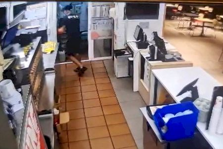 La coordinación entre Policía Local y Policía Nacional permite esclarecer un robo con violencia en Orihuela