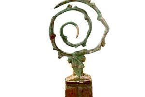 Miguel González gana el III Concurso de Escultura Villa de Calp con la obra “Eterno femenino del mar” Miguel González gana el III Concurso de Escultura Villa de Calp con la obra “Eterno femenino del mar”