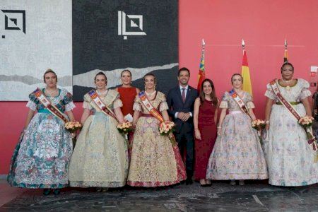 Paterna presenta Elena Pla Giménez com a Reina de les Festes Majors 2026 Paterna presenta Elena Pla Giménez com a Reina de les Festes Majors 2026