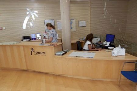 L’Alcora reforça l’atenció al visitant al Museu i la Reial Fàbrica aquest estiu L’Alcora reforça l’atenció al visitant al Museu i la Reial Fàbrica aquest estiu