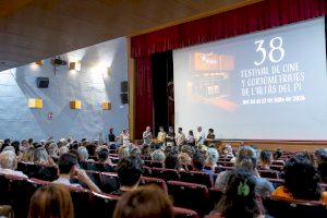 El cortometraje humanitario ‘El manantial del Amor’ se ha estrenado en el Festival de Cine de l’Alfàs - (foto 3) El cortometraje humanitario ‘El manantial del Amor’ se ha estrenado en el Festival de Cine de l’Alfàs - (foto 3)