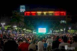 Torrent instalará una pantalla gigante en la plaza de la Unión Musical para vivir la final del Mundial de España - (foto 5) Torrent instalará una pantalla gigante en la plaza de la Unión Musical para vivir la final del Mundial de España - (foto 5)