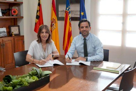 Paterna aferma el seu lideratge empresarial mitjançant un acord amb FEMEVAL per a impulsar la transformació digital Paterna aferma el seu lideratge empresarial mitjançant un acord amb FEMEVAL per a impulsar la transformació digital