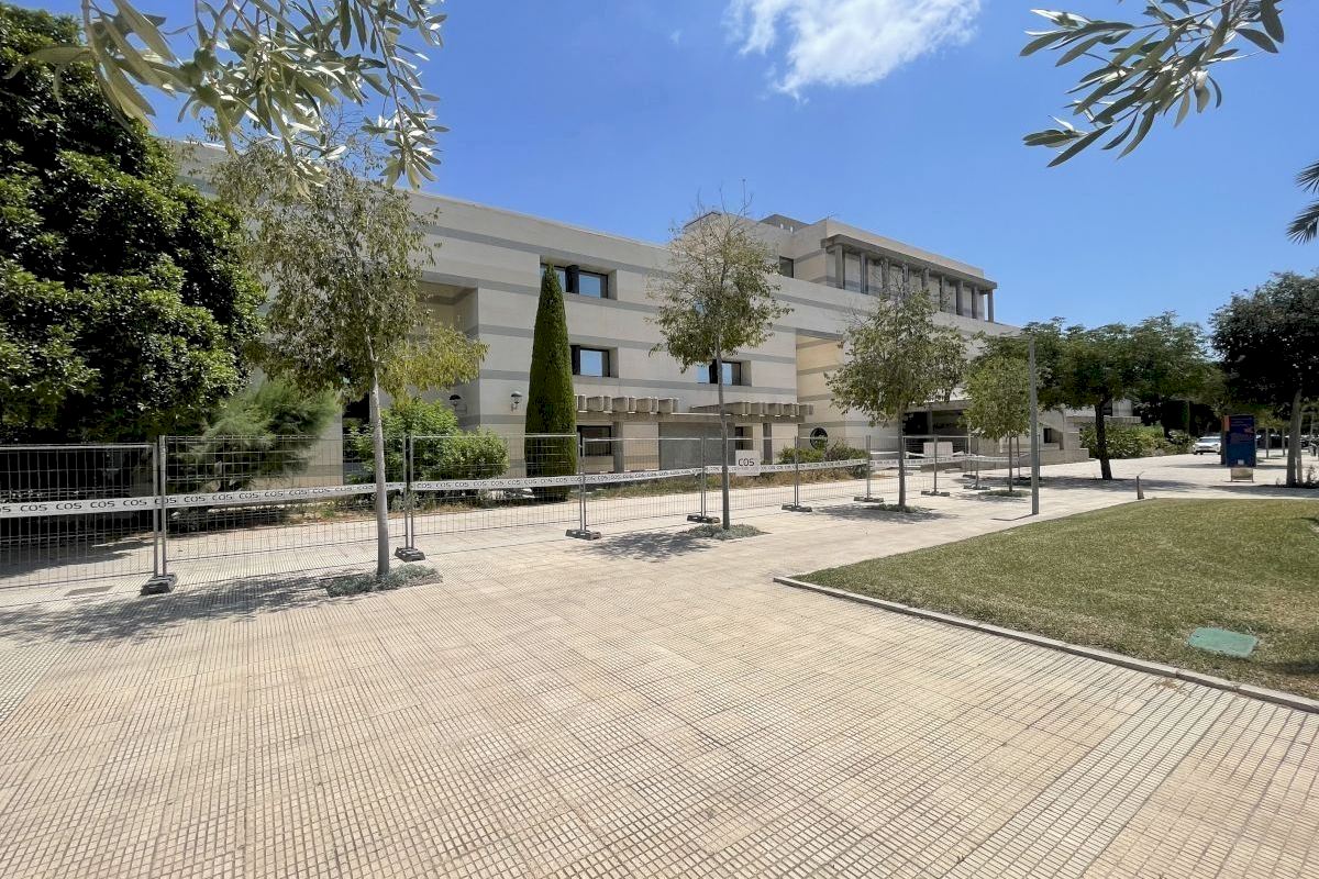 La UA avanza en obras de construcción y mejora de infraestructuras y laboratorios durante el mes de agosto