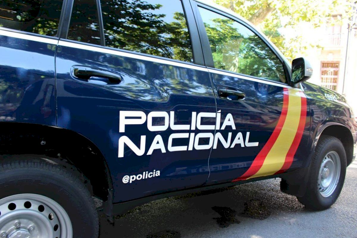La Policía Nacional detiene a cuatro miembros de dos organizaciones criminales especializadas en robos en domicilios