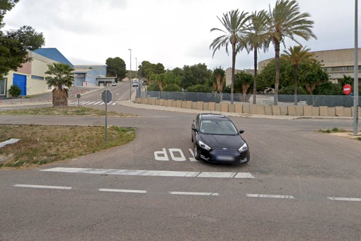 El Ayuntamiento impulsa la reforma integral de viario principal de Aguamarga en el eje Alicante-Elche