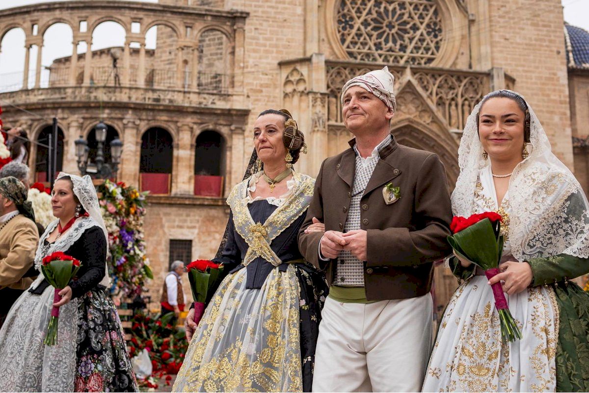 La Junta Central Fallera activa el pago anticipado de 112.500 euros a las 22 agrupaciones de falla