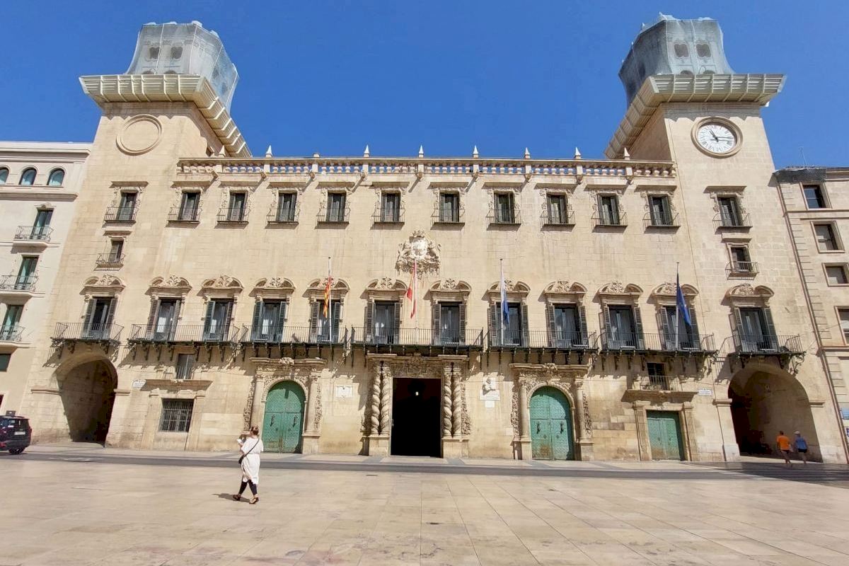 Alicante concede licencia de obra mayor a Digital Corner para modificar y ampliar Panoramis para oficinas y comercios