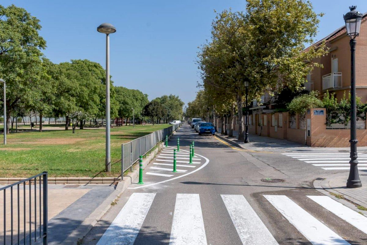 El Ayuntamiento de València calma el tráfico rodado y mejora la seguridad vial en el barrio de La Malva-rosa