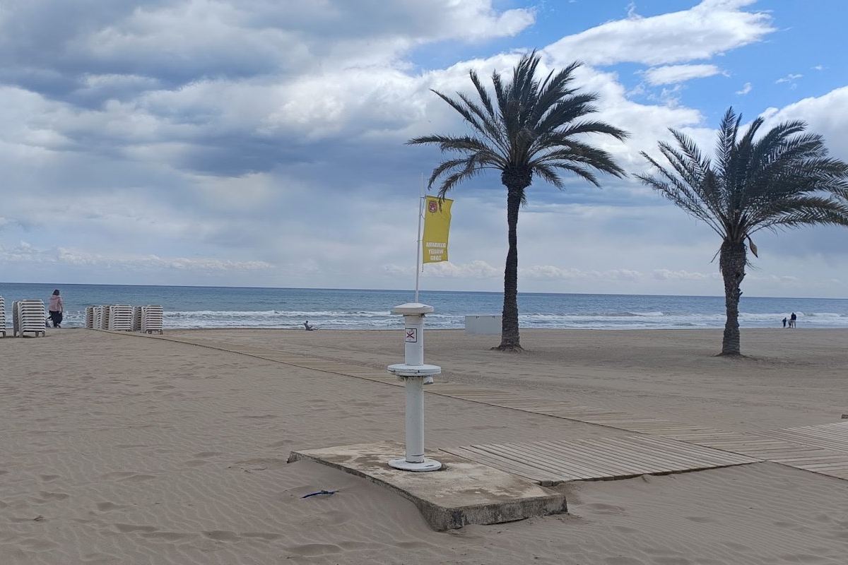 Alicante acelera la reparación de la segunda estación de bombeo de agua a los lavapiés de Playa San Juan
