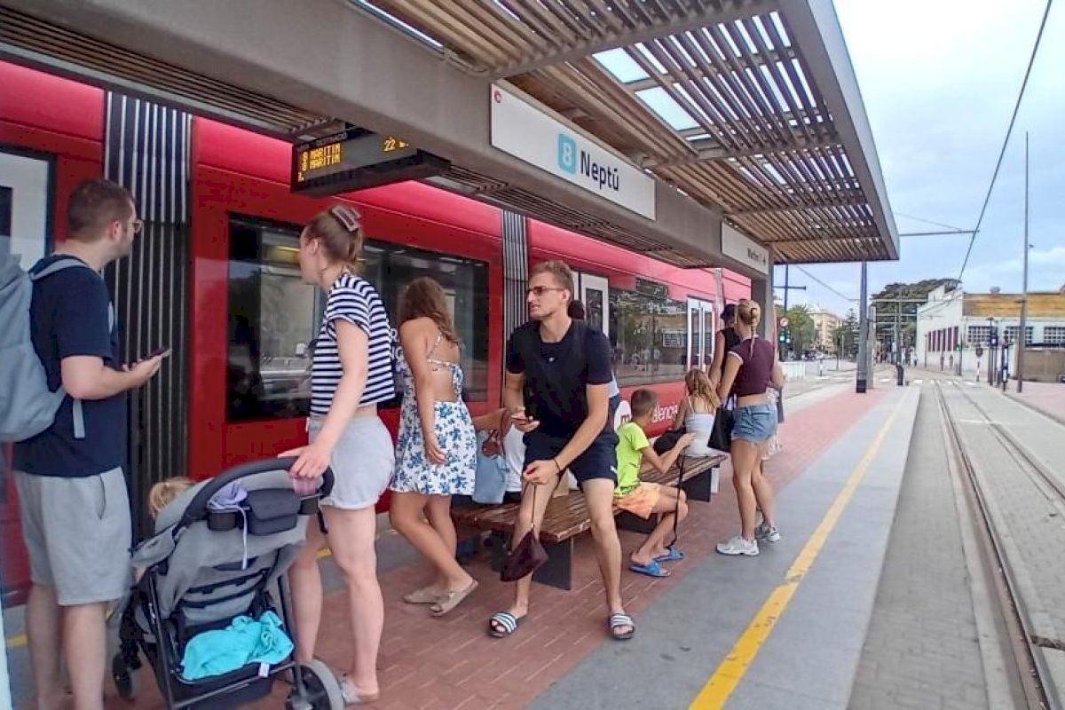 Metrovalencia ofertará el 12 de agosto más de 165.000 plazas en metro y tranvía para el eclipse