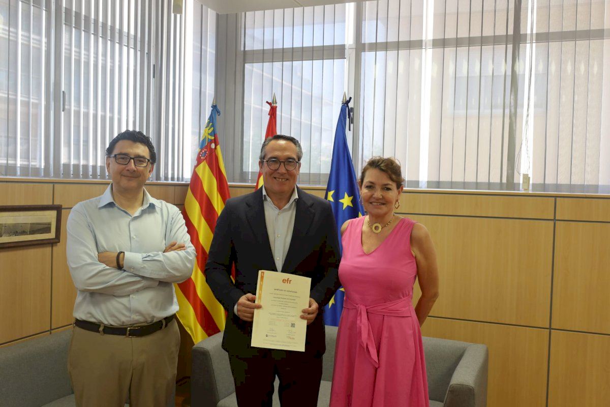 PortCastelló consolida su compromiso con la conciliación al renovar la certificación de Empresa Familiarmente Responsable