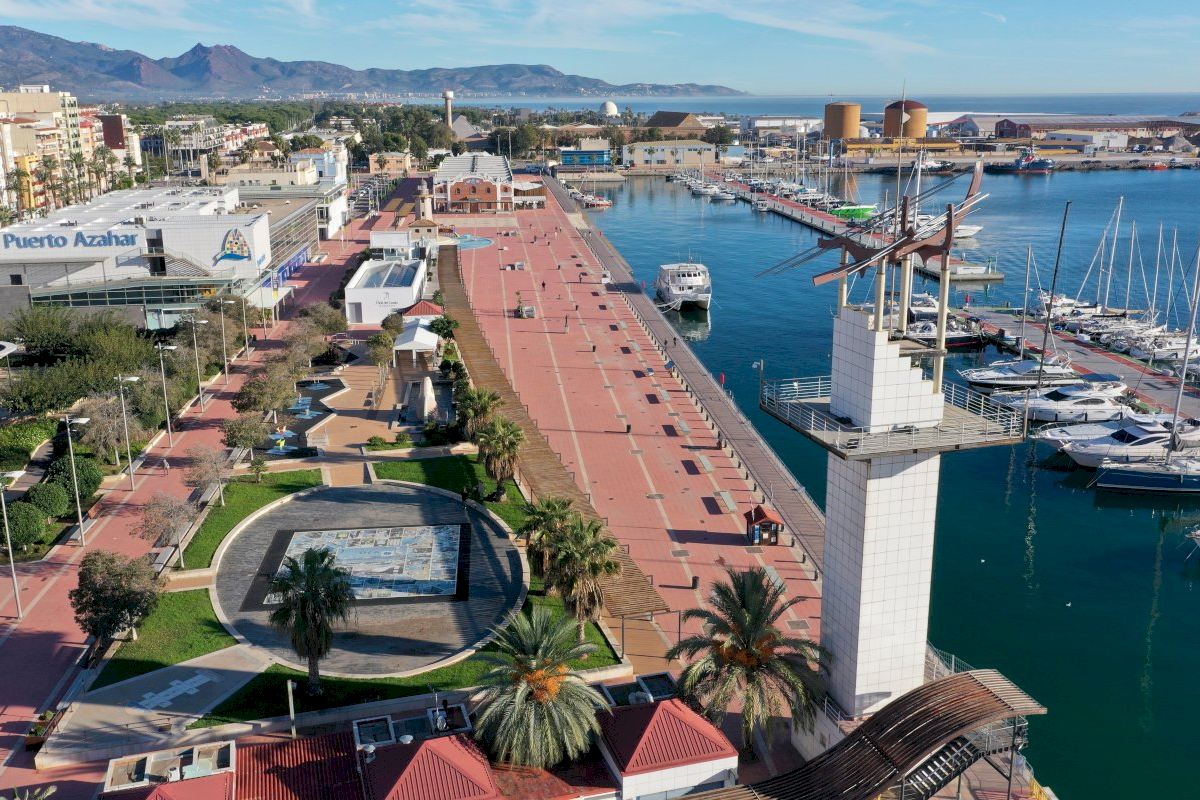 PortCastelló refuerza su dispositivo de seguridad y accesos en la zona de ocio ante la afluencia prevista por el eclipse solar