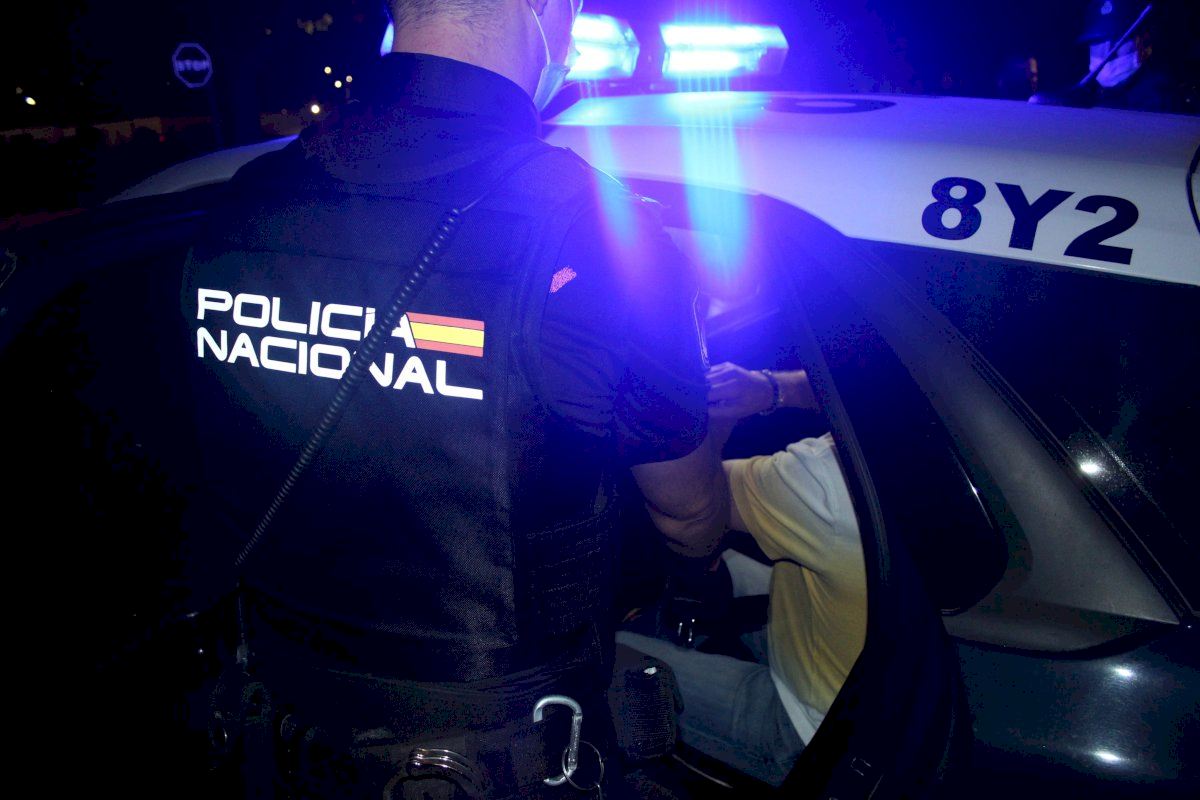 "Por la espalda también se puede": tres condenados por intentar matar a un hombre en plena calle en Castellón con un destornillador