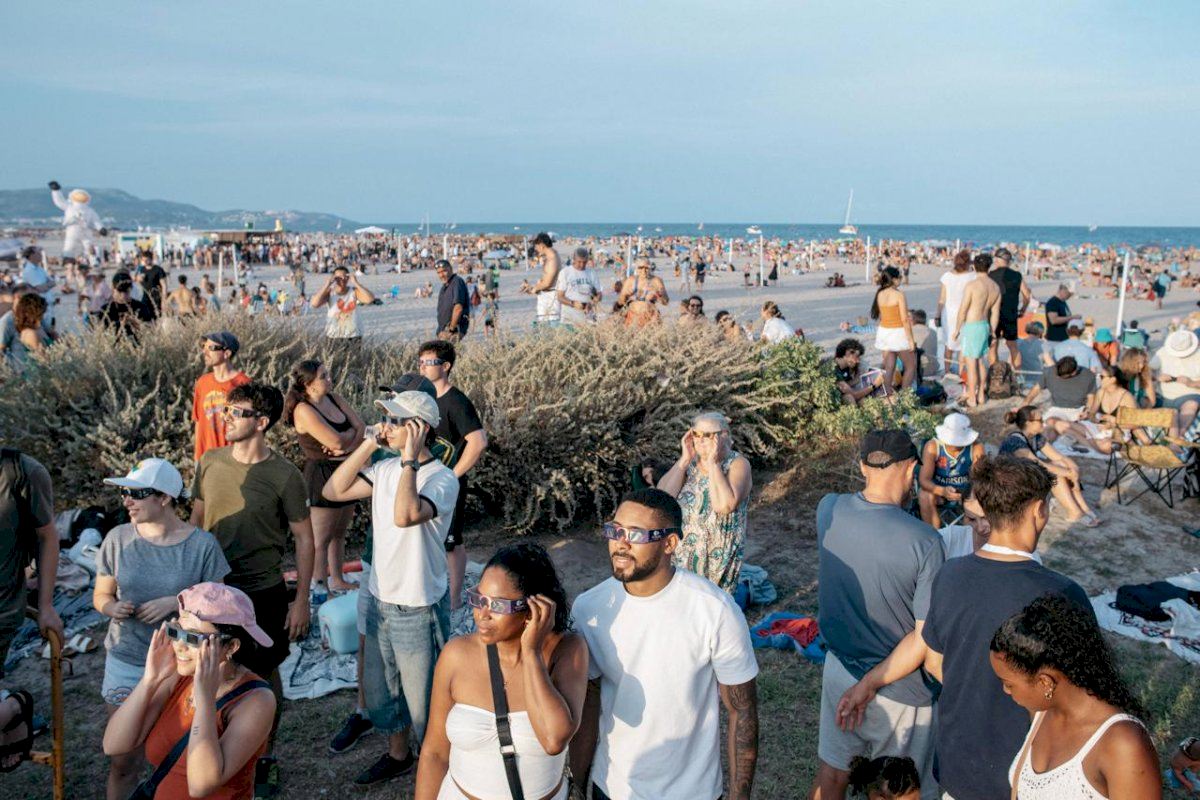 Carrasco: “Más de 80.000 personas disfrutaron de un eclipse histórico en la ciudad de Castellón”