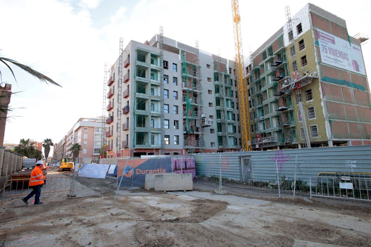 El Plan + Vivienda alcanza el 52%: más de 1.000 viviendas en marcha y 523 al parque municipal en 3 años