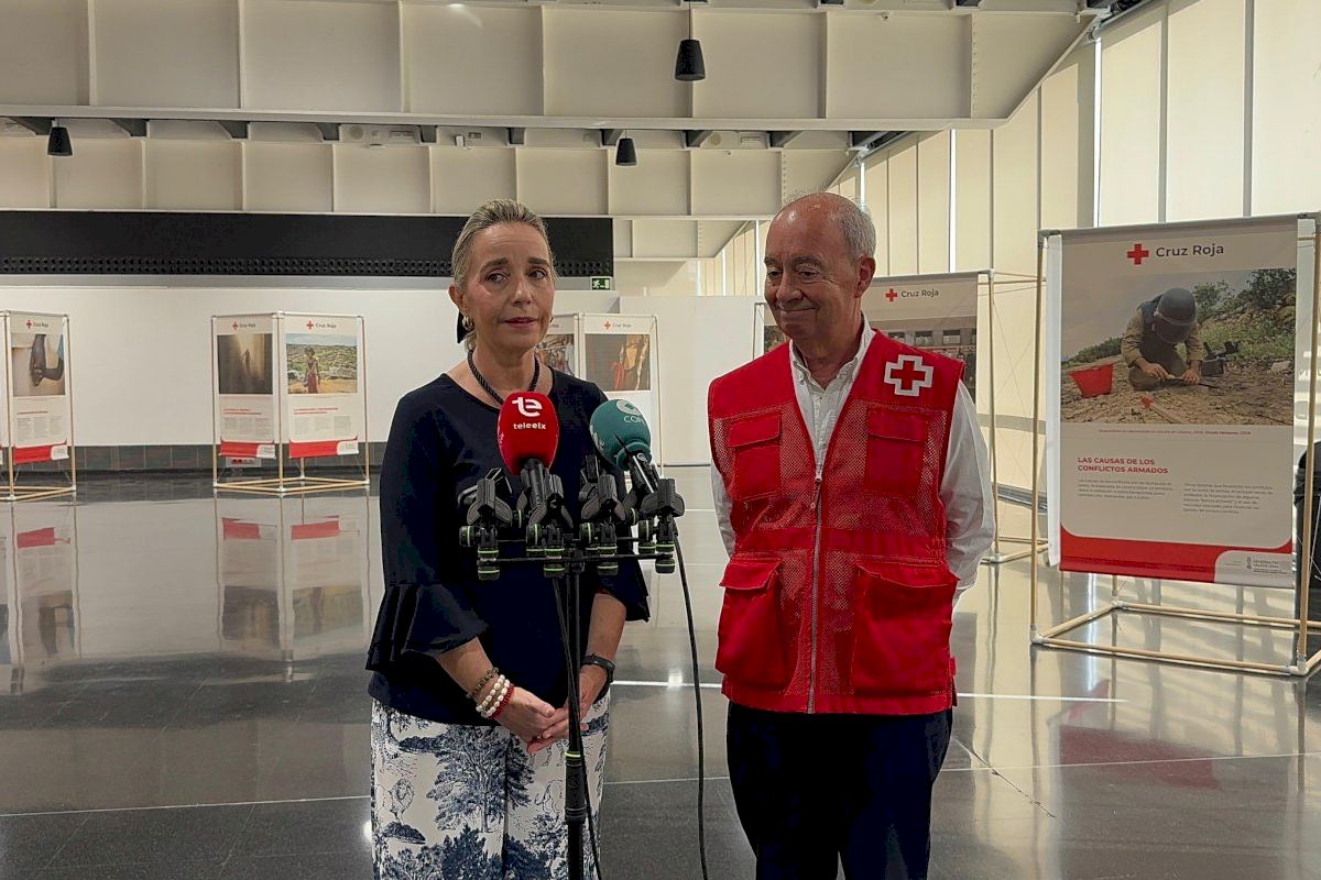 Elche acoge la exposición ‘Los límites de la guerra’ de Cruz Roja sobre conflictos armados
