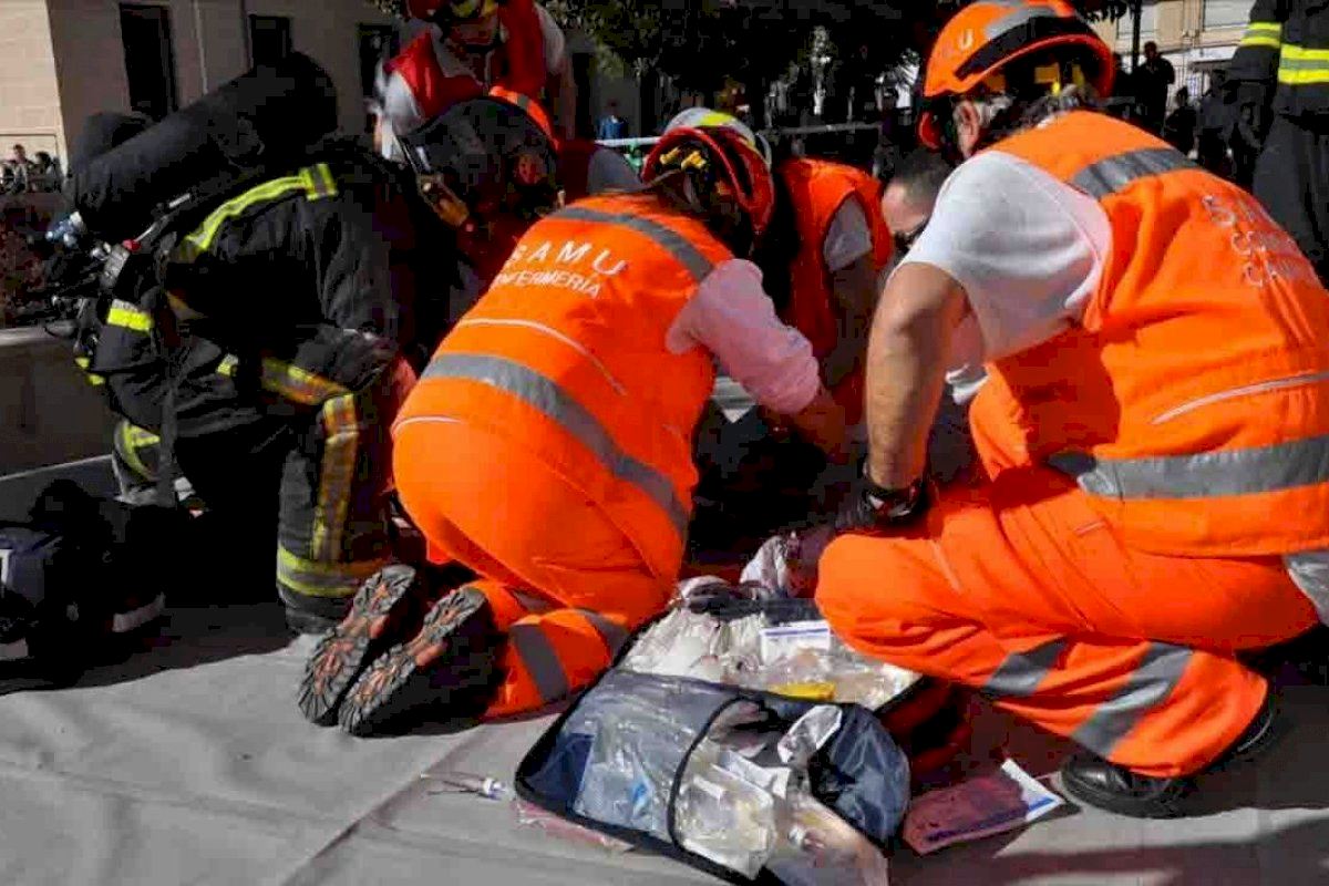 El héroe del día: presencia un brutal atropello en Alicante, actúa sin perder un segundo y salva la vida de un joven con un torniquete