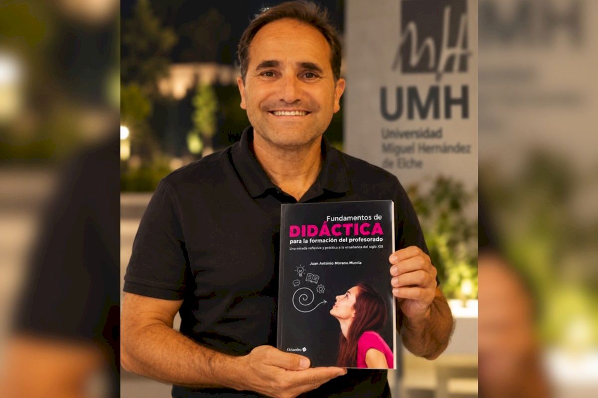 El profesor de la UMH Juan Antonio Moreno Murcia publica en acceso abierto un nuevo manual sobre didáctica y formación del profesorado