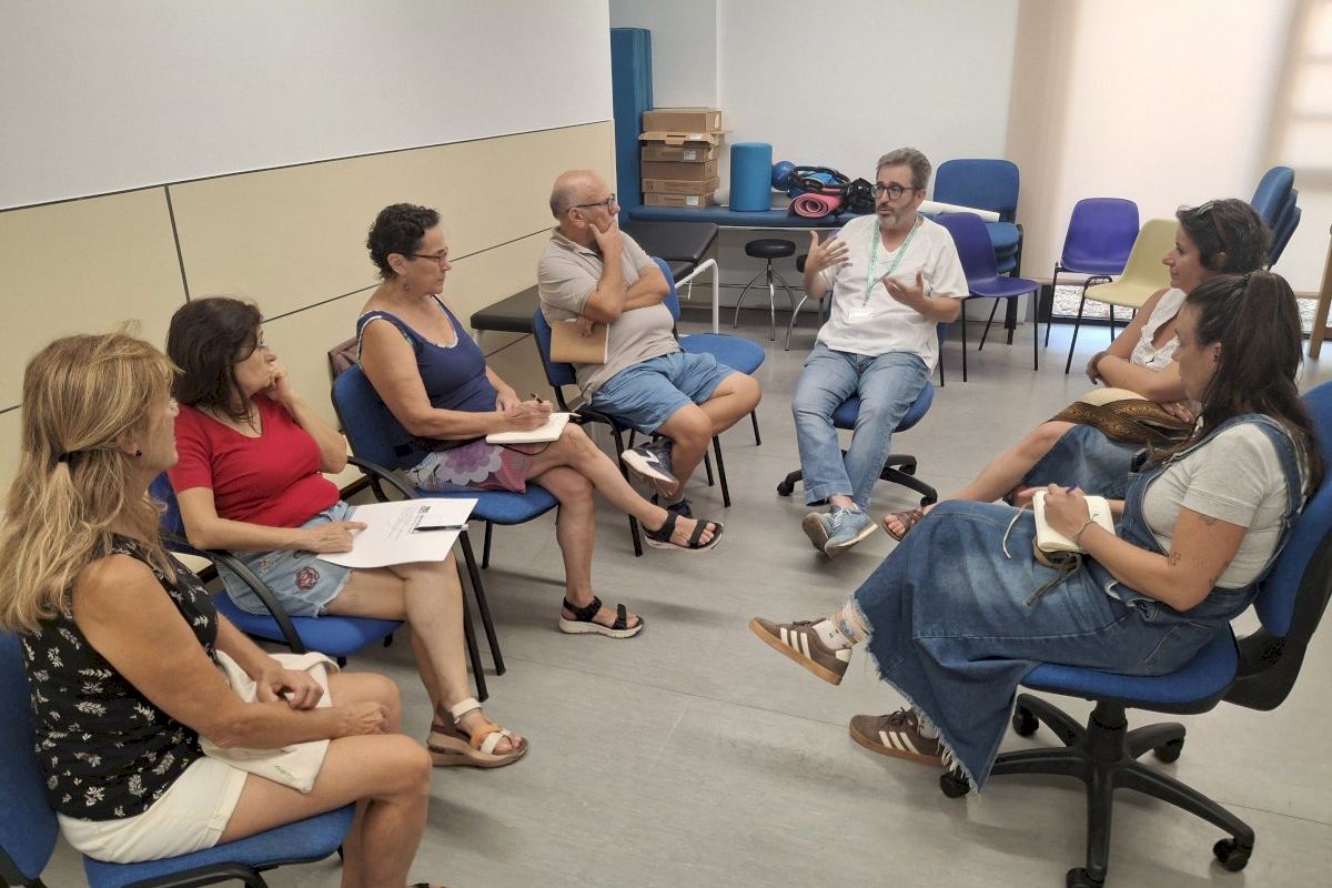 EQUI-AP organiza visitas guiadas de pacientes en centros de salud de Altabix y Raval