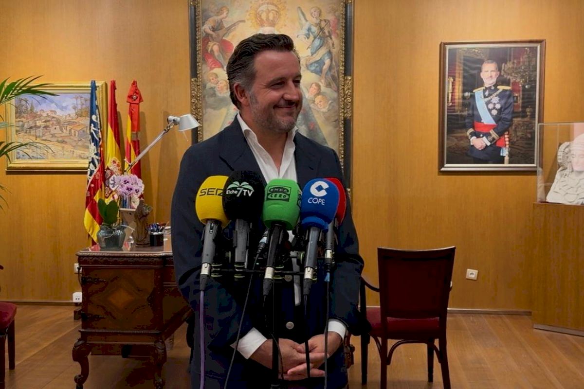 El alcalde de Elche aplaude el adelanto de las elecciones generales al 29 de noviembre