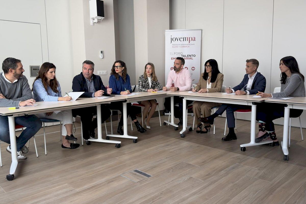 Jovempa Elche valora el aplazamiento de Verifactu y reclama un calendario definitivo para autónomos y micropymes