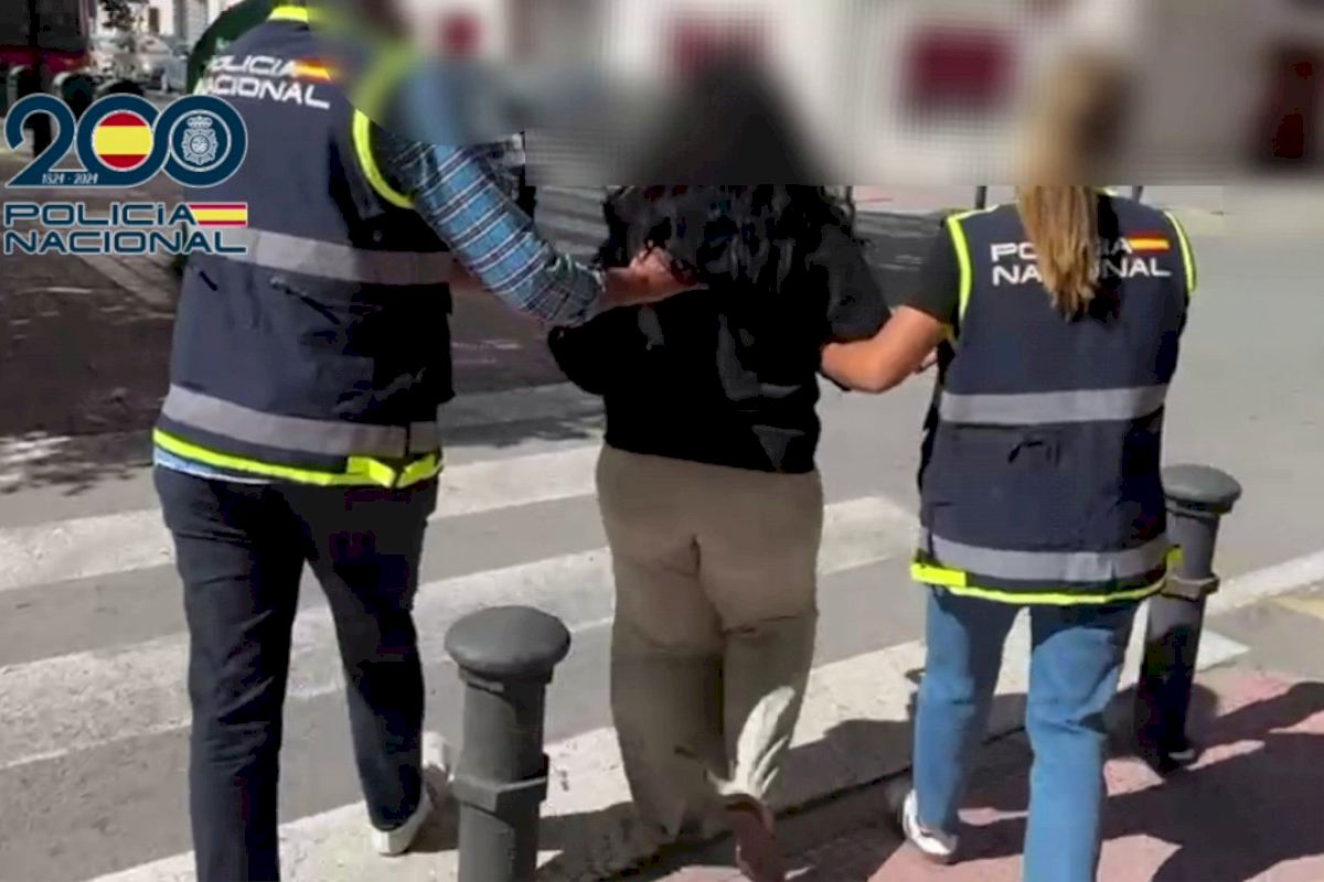 Detenidas cuatro personas en Alicante por una estafa de alquileres falsos con 41 afectados y casi 53.000 euros defraudados