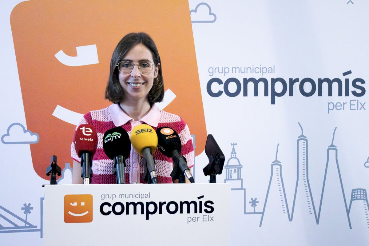 Compromís defiende al sector del taxi frente a la competencia desleal