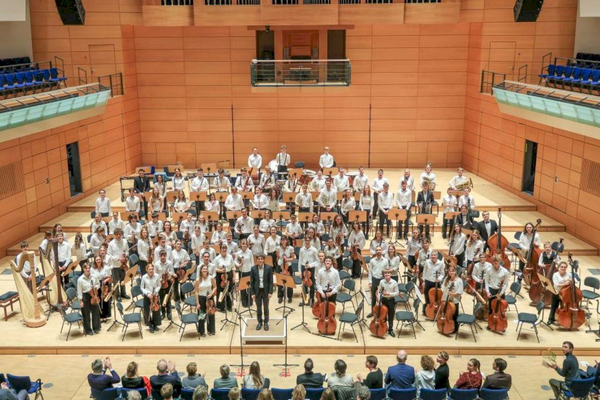 El Auditori de Castelló acoge esta semana tres conciertos de piano, música sinfónica y repertorio coral